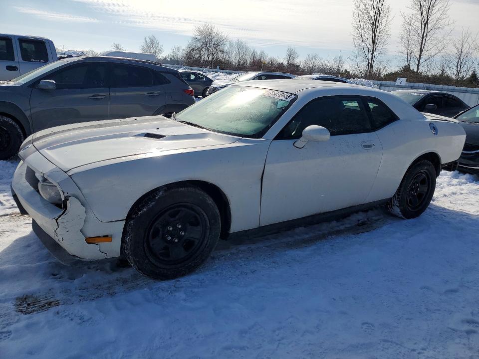2010 Dodge Challenger მანქანა იყიდება აუქციონზე, vin: 2B3CJ4DV1AH185231, აუქციონის ნომერი: 75476645