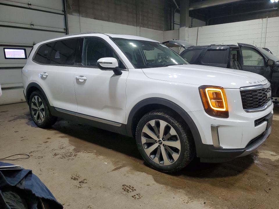 Продажа на аукционе авто 2022 Kia Telluride, vin: 5XYP34HC8NG300270, номер лота: 76351195