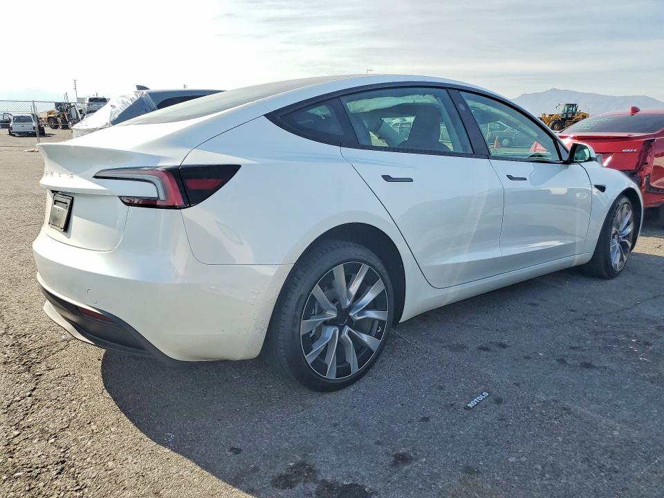 2025 Tesla Model 3 მანქანა იყიდება აუქციონზე, vin: 5YJ3E1EA0SF009601, აუქციონის ნომერი: 78854485