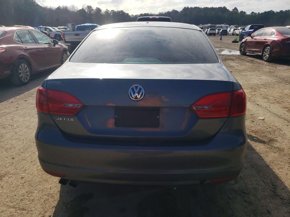 75903425 :رقم المزاد ، 3VW2K7AJ3DM403165 vin ، 2013 Volkswagen Jetta مزاد بيع