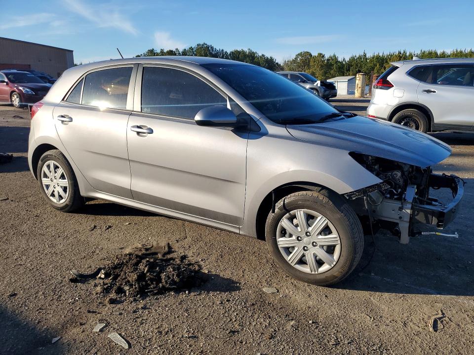 76691845 :رقم المزاد ، 3KPA25AD7PE627258 vin ، 2023 Kia Rio مزاد بيع