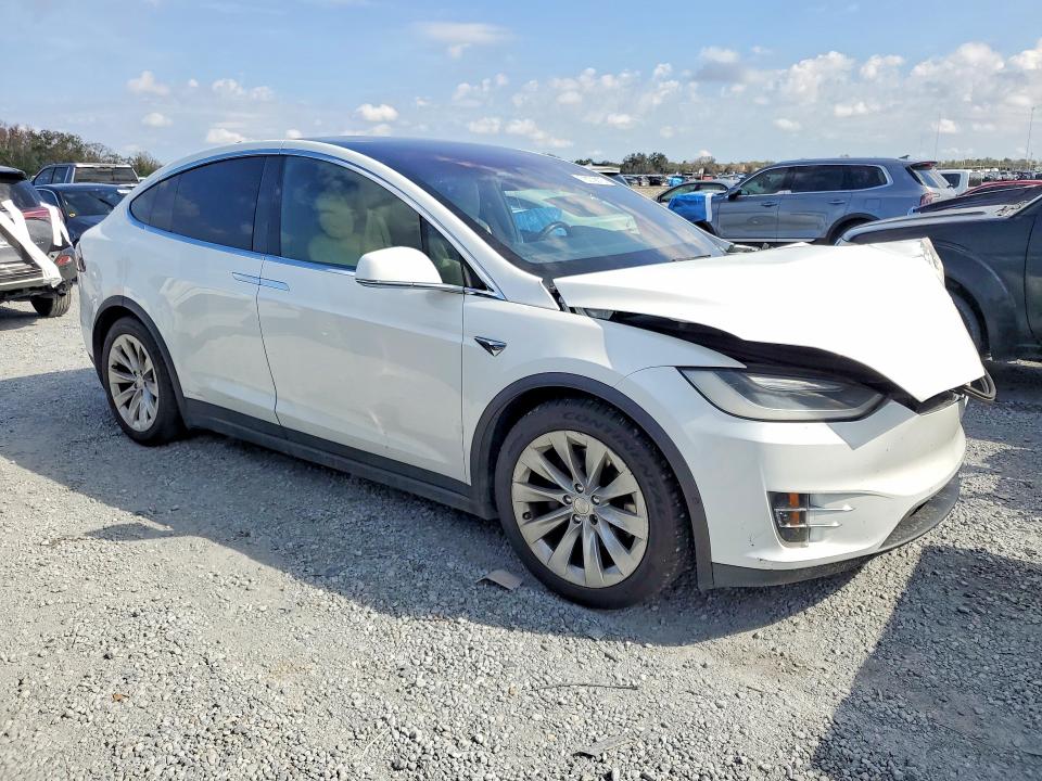 Продажа на аукционе авто 2016 Tesla Model X, vin: 5YJXCDE26GF026637, номер лота: 78079875