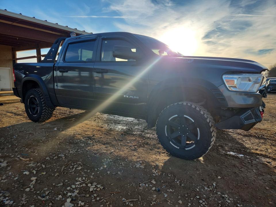 Продажа на аукционе авто 2019 Ram 1500, vin: 1C6SRFGT2KN744763, номер лота: 77720295