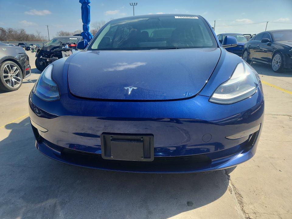 78668985 :رقم المزاد ، 5YJ3E1EB5NF267139 vin ، 2022 Tesla Model 3 مزاد بيع