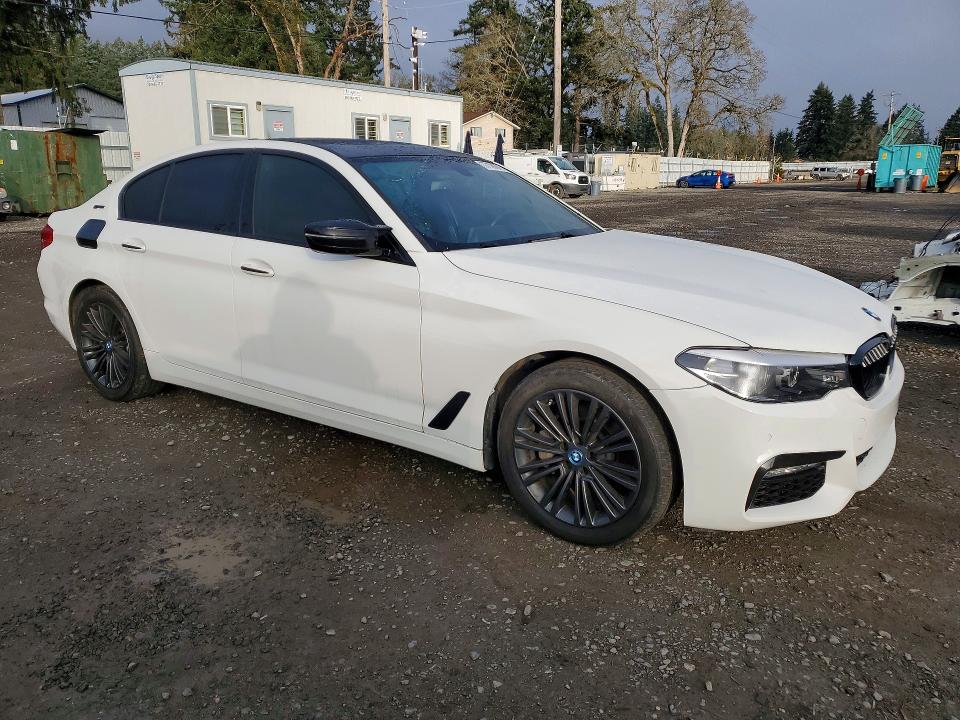 Продажа на аукционе авто 2018 Bmw 530xe, vin: WBAJB1C58JB084616, номер лота: 77198075