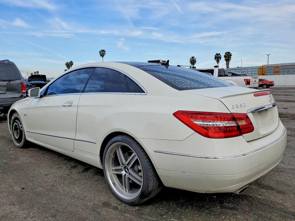 Продажа на аукционе авто 2012 Mercedes-benz E, vin: WDDKJ5KB3CF147969, номер лота: 75872665