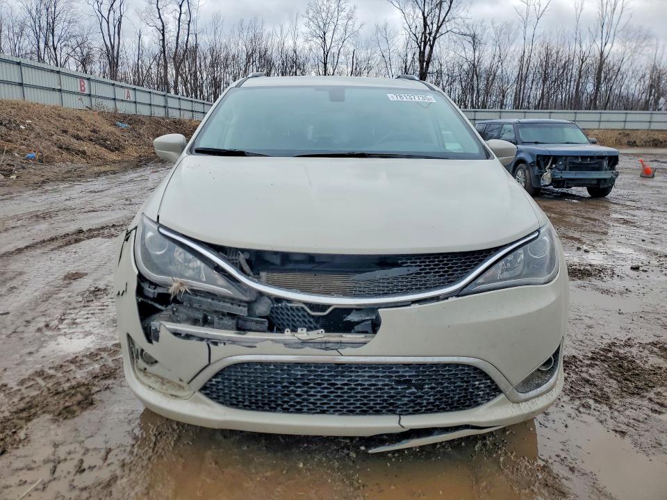 Продажа на аукционе авто 2019 Chrysler Pacifica, vin: 2C4RC1BG9KR609479, номер лота: 78137735