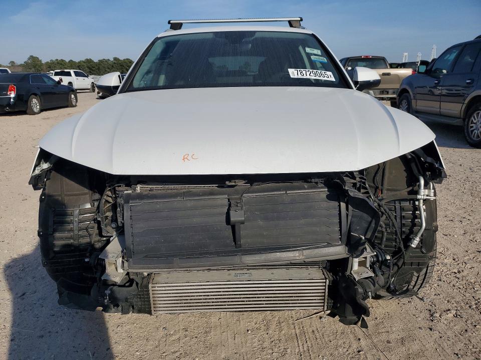 2024 Audi Q5 მანქანა იყიდება აუქციონზე, vin: WA1EAAFY1R2083701, აუქციონის ნომერი: 78729065