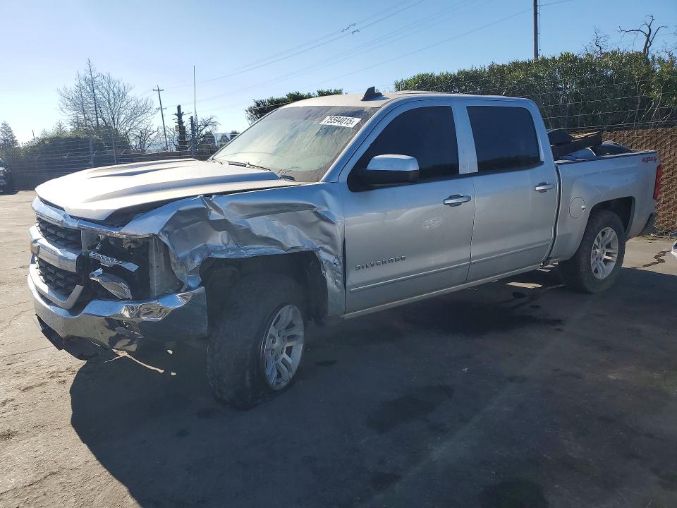 2018 Chevrolet Silverado მანქანა იყიდება აუქციონზე, vin: 3GCUKREC7JG198205, აუქციონის ნომერი: 75594015