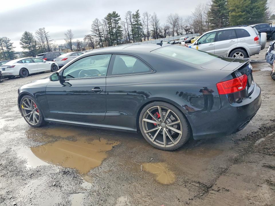 78355855 :رقم المزاد ، WUAC6AFR1FA901956 vin ، 2015 Audi Rs5 مزاد بيع