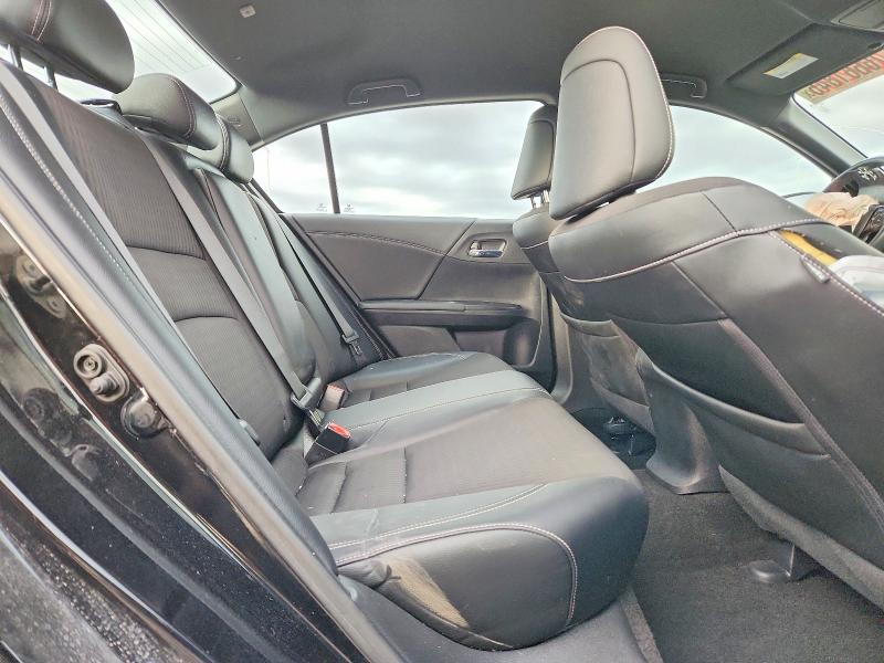 Продажа на аукционе авто 2017 Honda Accord, vin: 1HGCR2F55HA253887, номер лота: 76661845