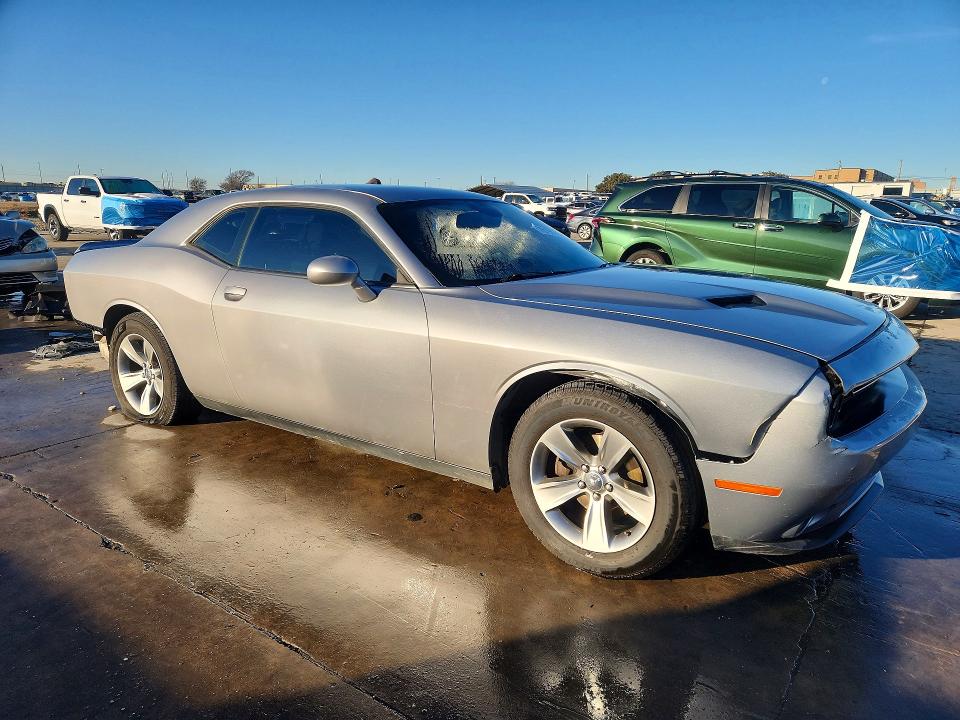 Продажа на аукционе авто 2018 Dodge Challenger, vin: 2C3CDZAG2JH241657, номер лота: 76198355