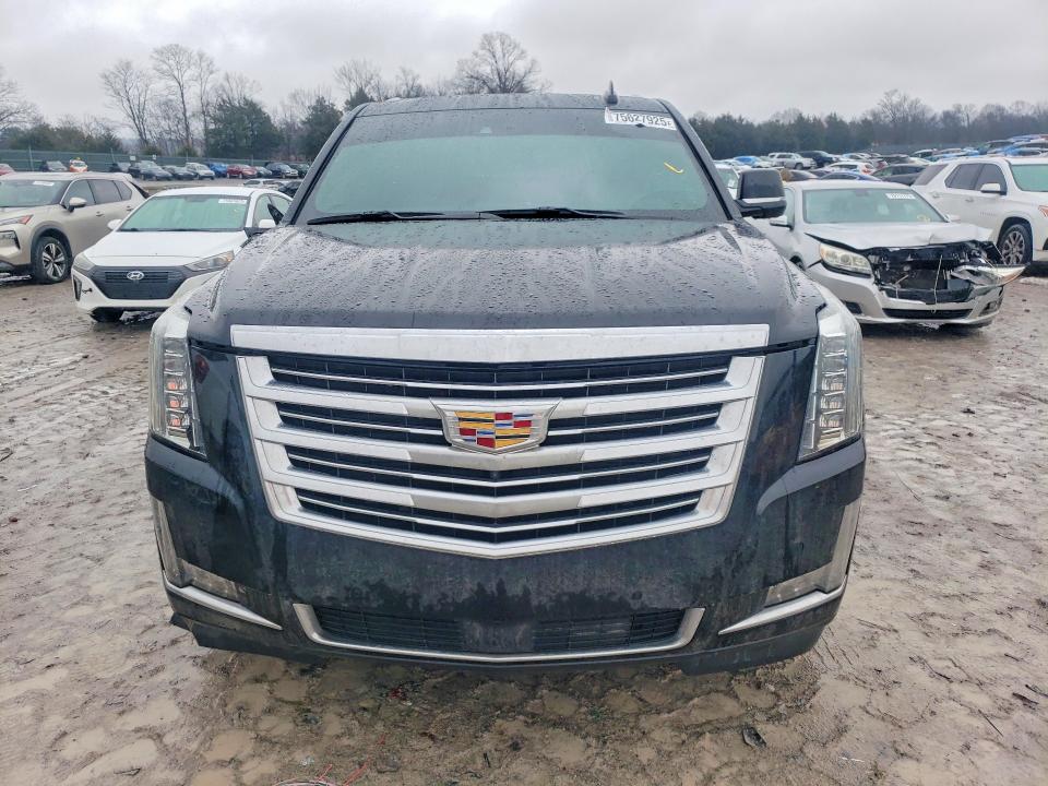2018 Cadillac Escalade მანქანა იყიდება აუქციონზე, vin: 1GYS4DKJ4JR276926, აუქციონის ნომერი: 75627925