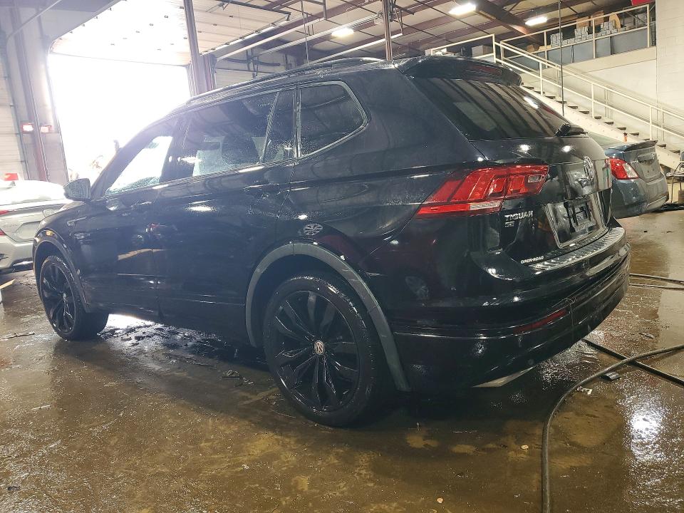 Продажа на аукционе авто 2020 Volkswagen Tiguan, vin: 3VV2B7AX6LM135218, номер лота: 76796825