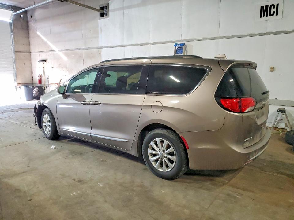 78686215 :رقم المزاد ، 2C4RC1BG4HR788250 vin ، 2017 Chrysler Pacifica مزاد بيع