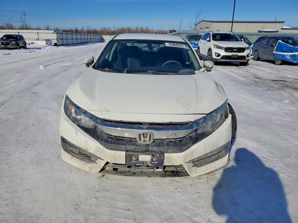 76968935 :رقم المزاد ، 2HGFC2F52JH006705 vin ، 2018 Honda Civic مزاد بيع