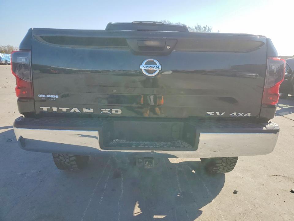 76874905 :رقم المزاد ، 1N6BA1RP1HN512664 vin ، 2017 Nissan Titan Xd مزاد بيع