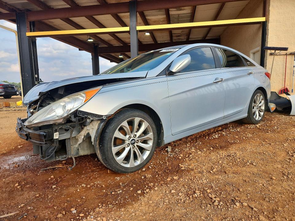 77968235 :رقم المزاد ، 5NPEC4AC0DH771449 vin ، 2013 Hyundai Sonata مزاد بيع