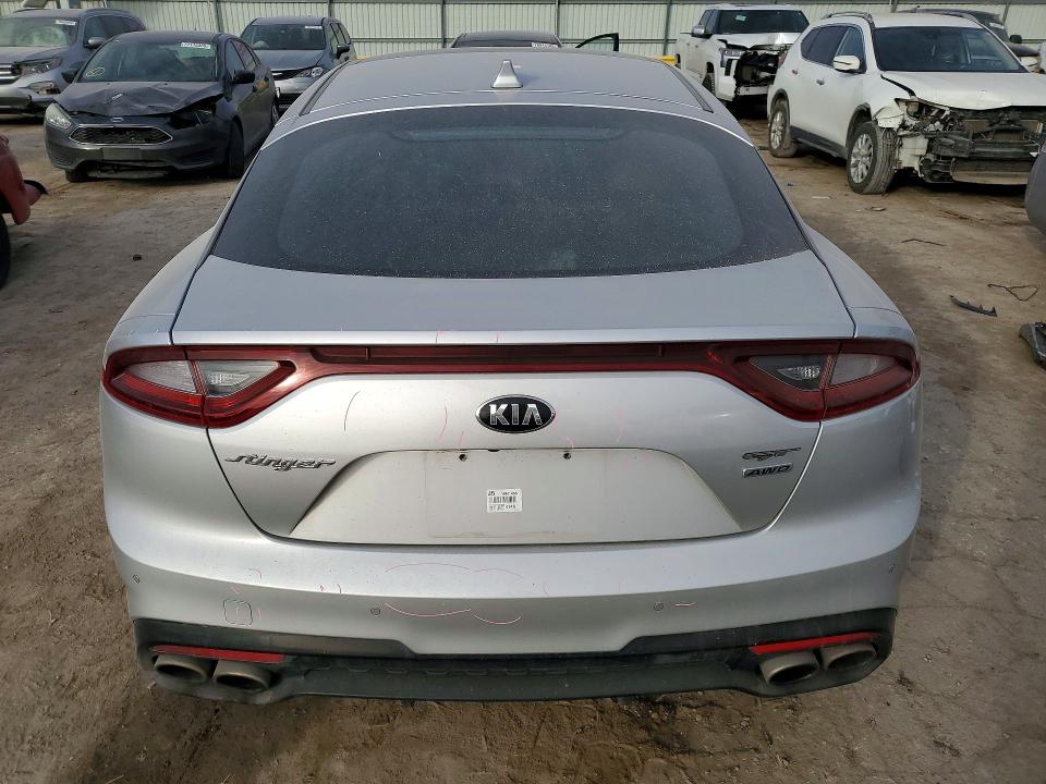 76722365 :رقم المزاد ، KNAE55LC6J6026950 vin ، 2018 Kia Stinger مزاد بيع