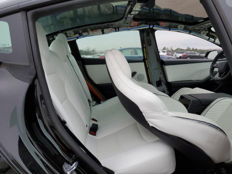 78111115 :رقم المزاد ، 5YJ3E1ET4SF122436 vin ، 2025 Tesla Model 3 مزاد بيع