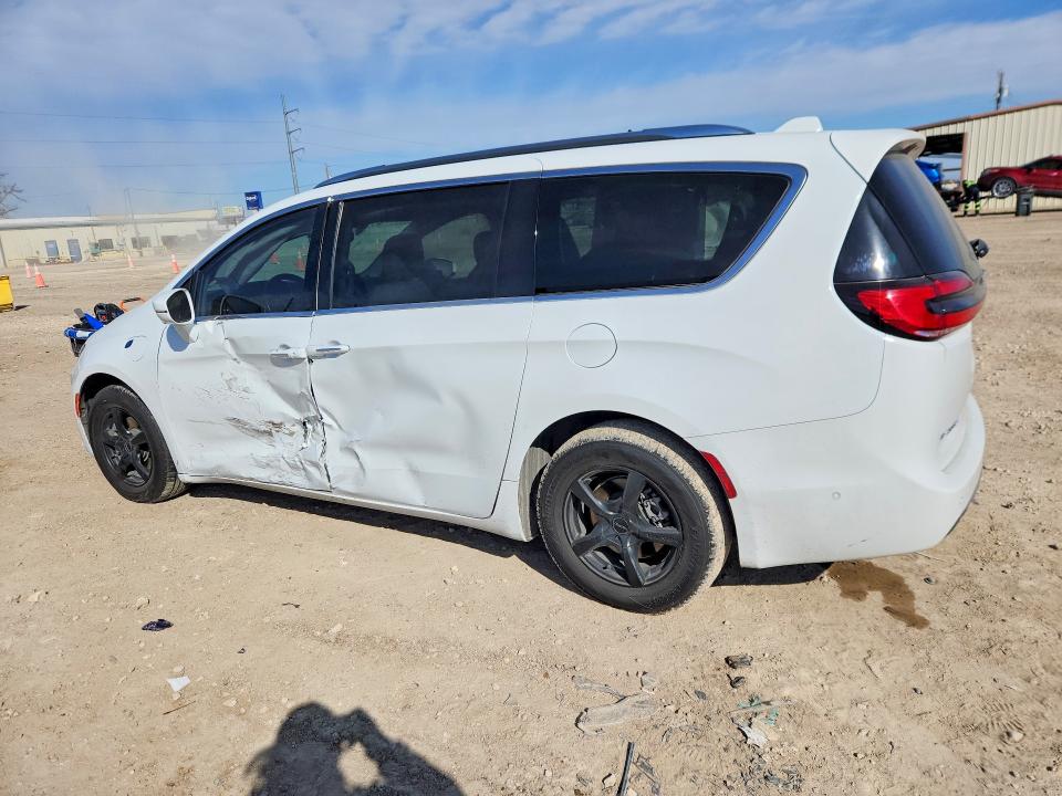 Продажа на аукционе авто 2021 Chrysler Pacifica, vin: 2C4RC1L75MR597042, номер лота: 75909435