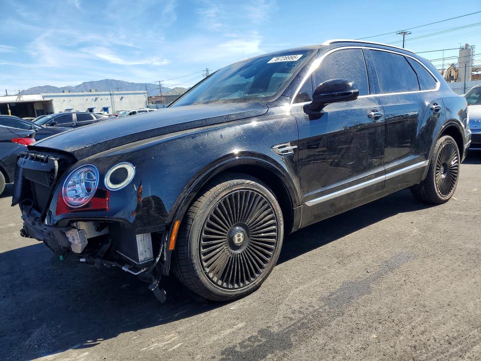 2017 Bentley Bentayga მანქანა იყიდება აუქციონზე, vin: SJAAC2ZV6HC015085, აუქციონის ნომერი: 78728995