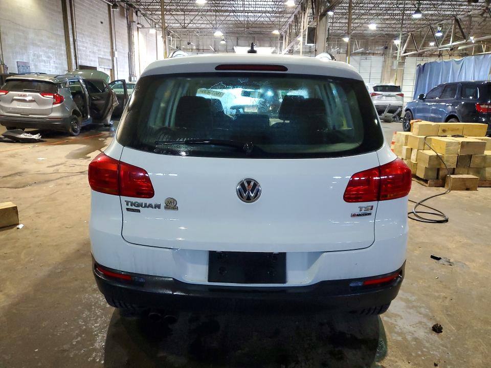 Продажа на аукционе авто 2017 Volkswagen Tiguan, vin: WVGBV7AX0HK045224, номер лота: 76010235