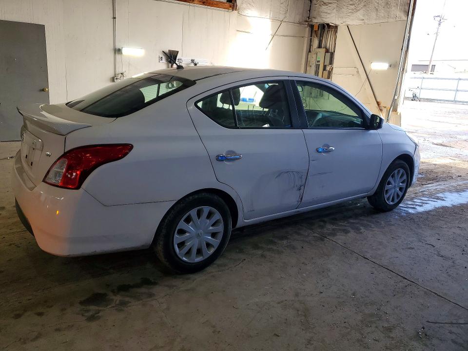 Продаж на аукціоні авто 2018 Nissan Versa, vin: 3N1CN7AP3JL886504, номер лоту: 77299015