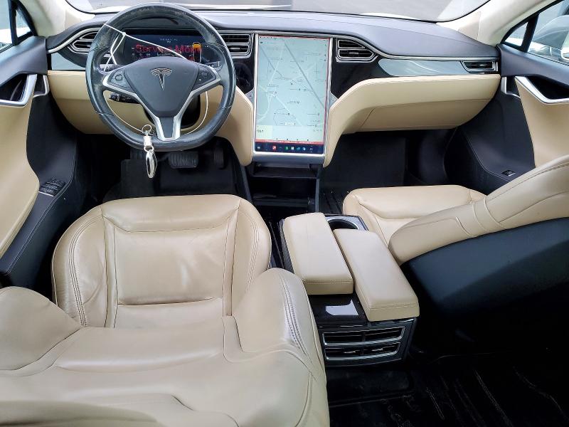 77673085 :رقم المزاد ، 5YJSA1S11FF100457 vin ، 2015 Tesla Model S مزاد بيع