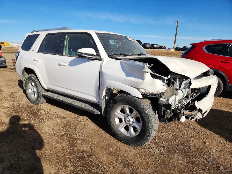 2015 Toyota 4runner მანქანა იყიდება აუქციონზე, vin: JTEBU5JR6F5258960, აუქციონის ნომერი: 76418705