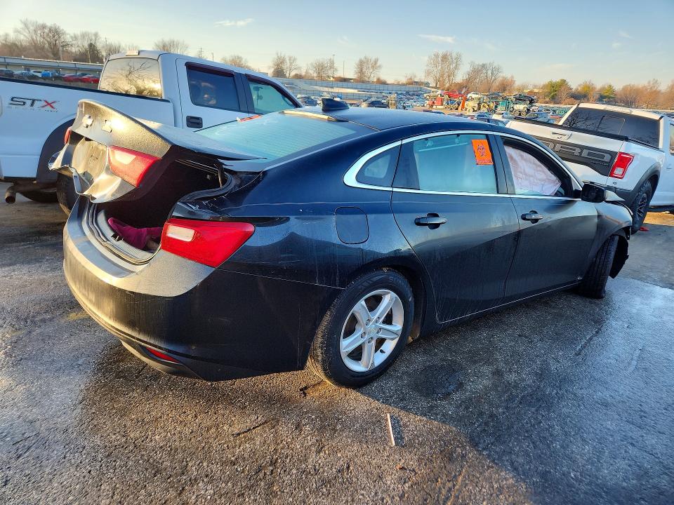 76821125 :رقم المزاد ، 1G1ZB5ST2LF008553 vin ، 2020 Chevrolet Malibu مزاد بيع