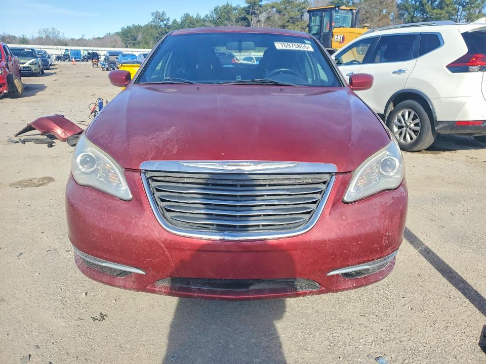 Продажа на аукционе авто 2014 Chrysler 200, vin: 1C3CCBAB2EN146687, номер лота: 76975855