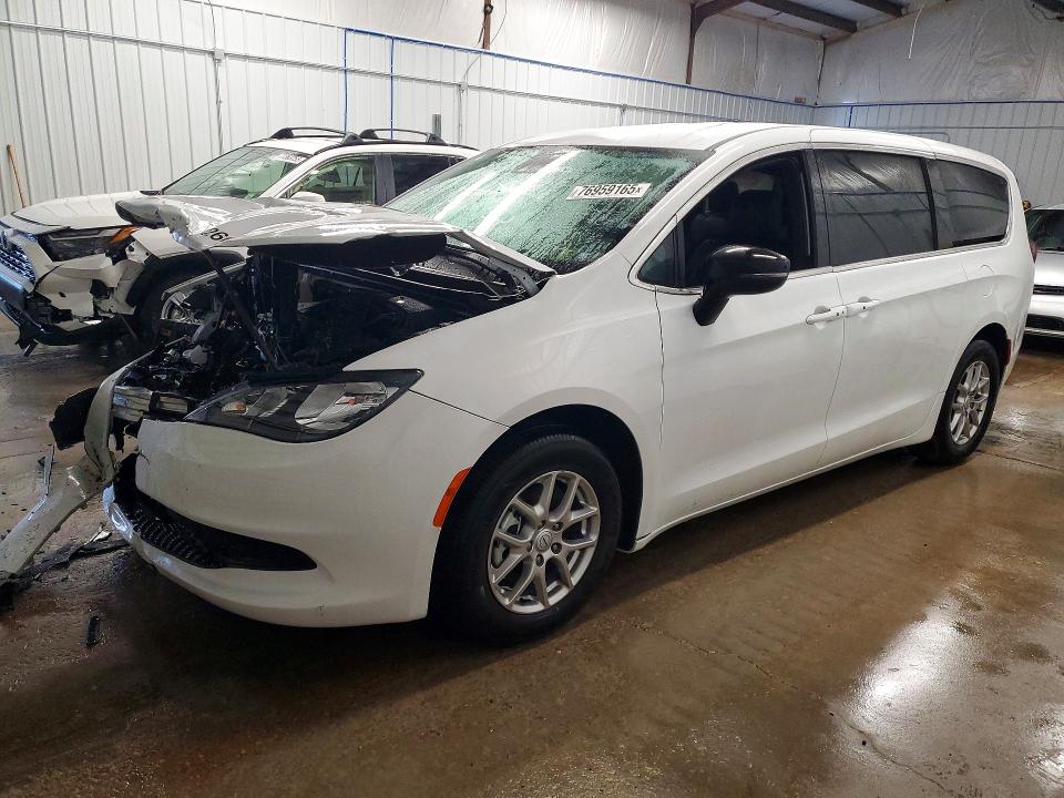 Auction sale of the 2025 Chrysler Voyager, vin: 2C4RC1CG7SR604246, lot number: 76959165