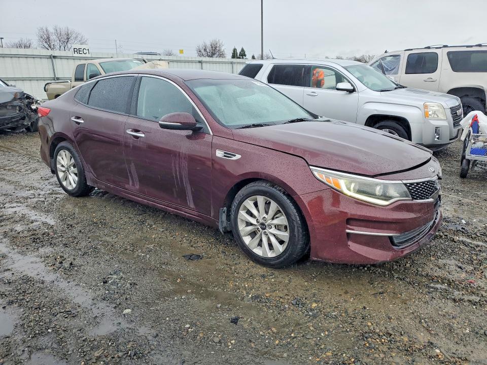2016 Kia Optima მანქანა იყიდება აუქციონზე, vin: 5XXGU4L34GG113507, აუქციონის ნომერი: 77554165