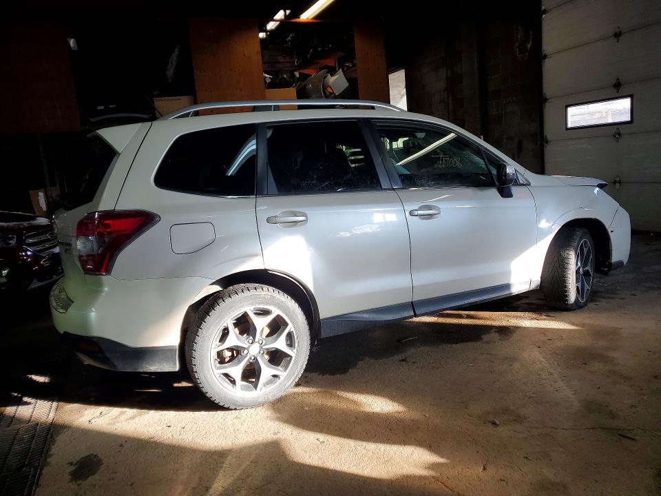 98772195 :رقم المزاد ، JF2SJHWC4FH403366 vin ، 2015 Subaru Forester مزاد بيع