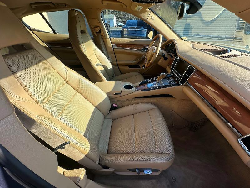 78409465 :رقم المزاد ، WP0AA2A77DL010215 vin ، 2013 Porsche Panamera مزاد بيع