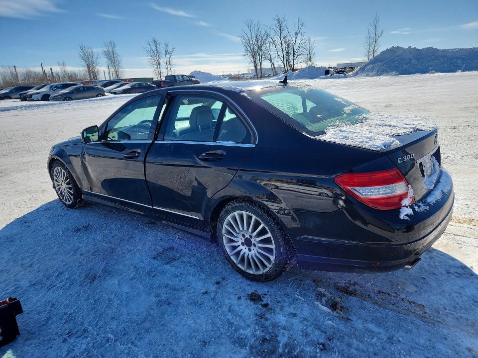 77131145 :رقم المزاد ، WDDGF81X19F339857 vin ، 2009 Mercedes-benz C مزاد بيع
