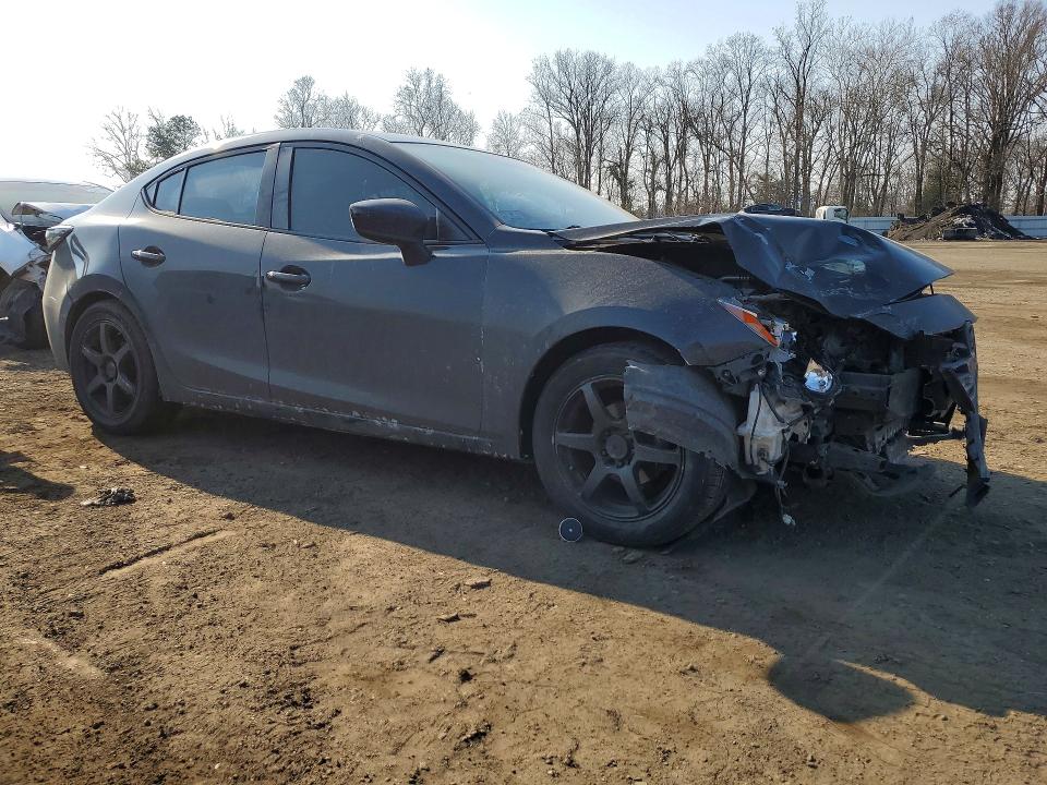 55820686 :رقم المزاد ، 3MZBM1V74FM142119 vin ، 2015 Mazda 3 مزاد بيع