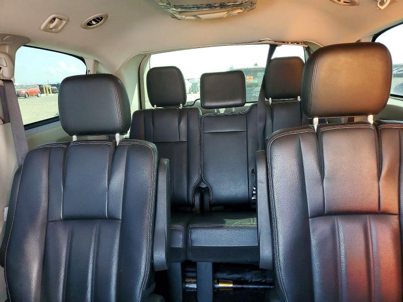 2015 Chrysler Town & Country მანქანა იყიდება აუქციონზე, vin: 2C4RC1BGXFR595615, აუქციონის ნომერი: 77557315