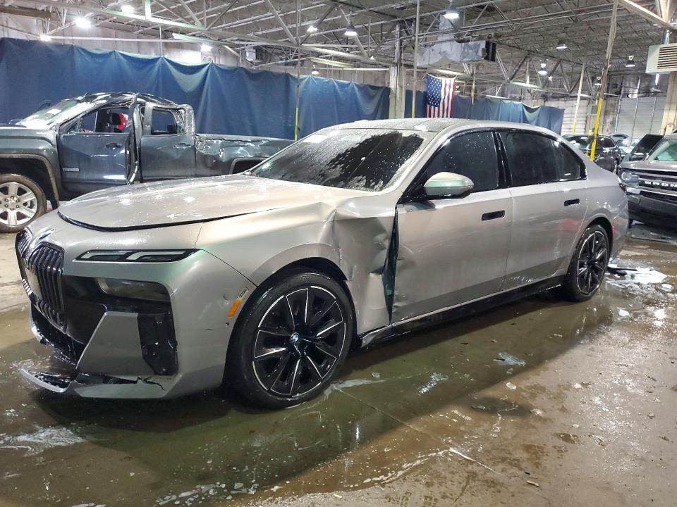 Продаж на аукціоні авто 2023 Bmw 760, vin: WBA33EJ02PCM90642, номер лоту: 76339105