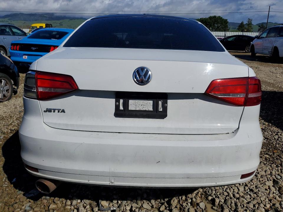 2015 Volkswagen Jetta მანქანა იყიდება აუქციონზე, vin: 3VW2K7AJ4FM328138, აუქციონის ნომერი: 78362305