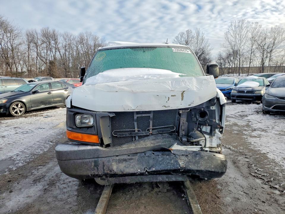 73536475 :رقم المزاد ، 1GJW7PFA2C1174657 vin ، 2012 Gmc Savana مزاد بيع