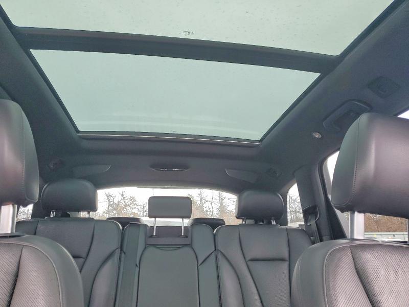 77678505 :رقم المزاد ، WA1LHAF7XHD053450 vin ، 2017 Audi Q7 مزاد بيع