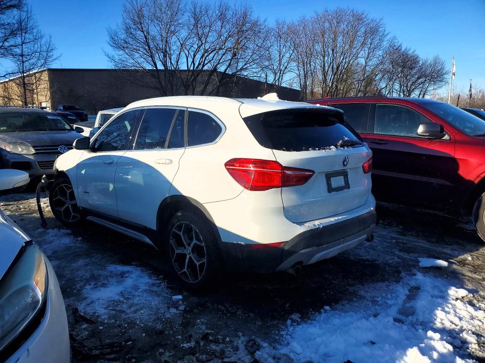 76354915 :رقم المزاد ، WBXHT3C30J5K29609 vin ، 2018 Bmw X1 مزاد بيع