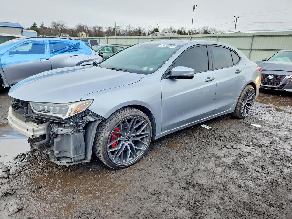 78903525 :رقم المزاد ، 19UUB3F32JA000853 vin ، 2018 Acura Tlx مزاد بيع