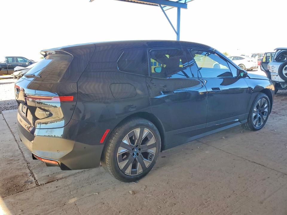 46689006 :رقم المزاد ، WB523CF06SCU57420 vin ، 2025 Bmw Ix مزاد بيع