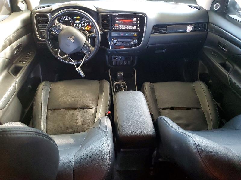 2018 Mitsubishi Outlander მანქანა იყიდება აუქციონზე, vin: JA4AZ3A38JZ001733, აუქციონის ნომერი: 76227325