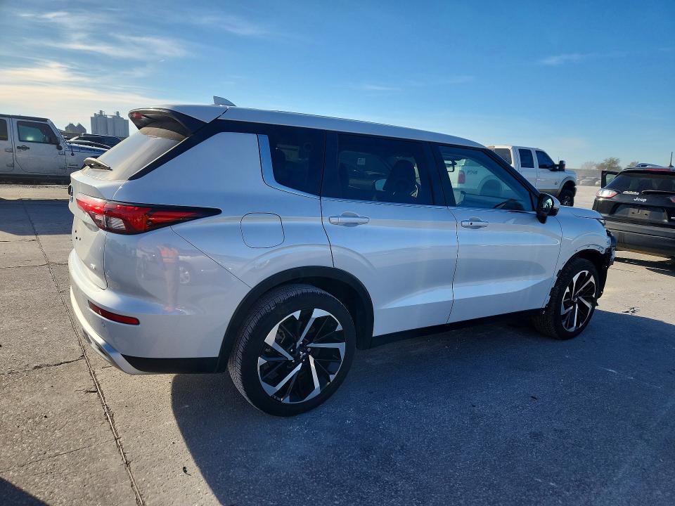 78687185 :رقم المزاد ، JA4J3VA80RZ077337 vin ، 2024 Mitsubishi Outlander مزاد بيع
