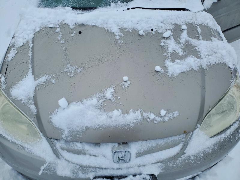 76763795 :رقم المزاد ، 2HGES16464H905393 vin ، 2004 Honda Civic مزاد بيع