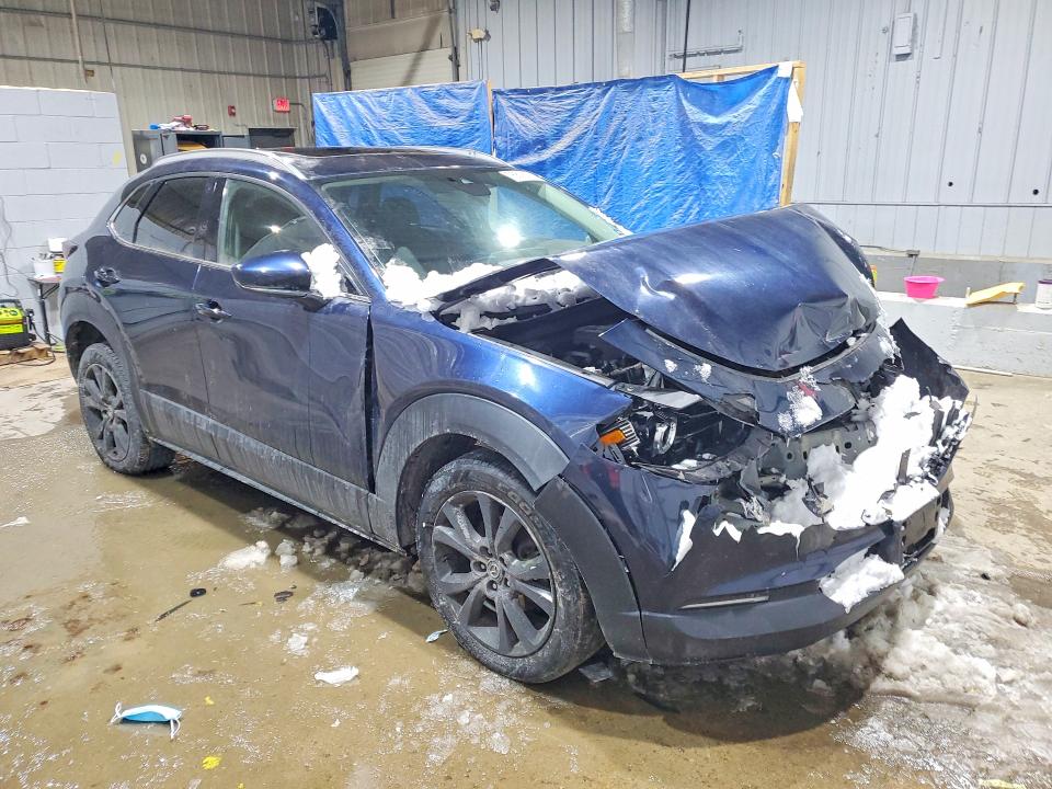 76818875 :رقم المزاد ، 3MVDMBEM7LM137384 vin ، 2020 Mazda Cx-30 مزاد بيع